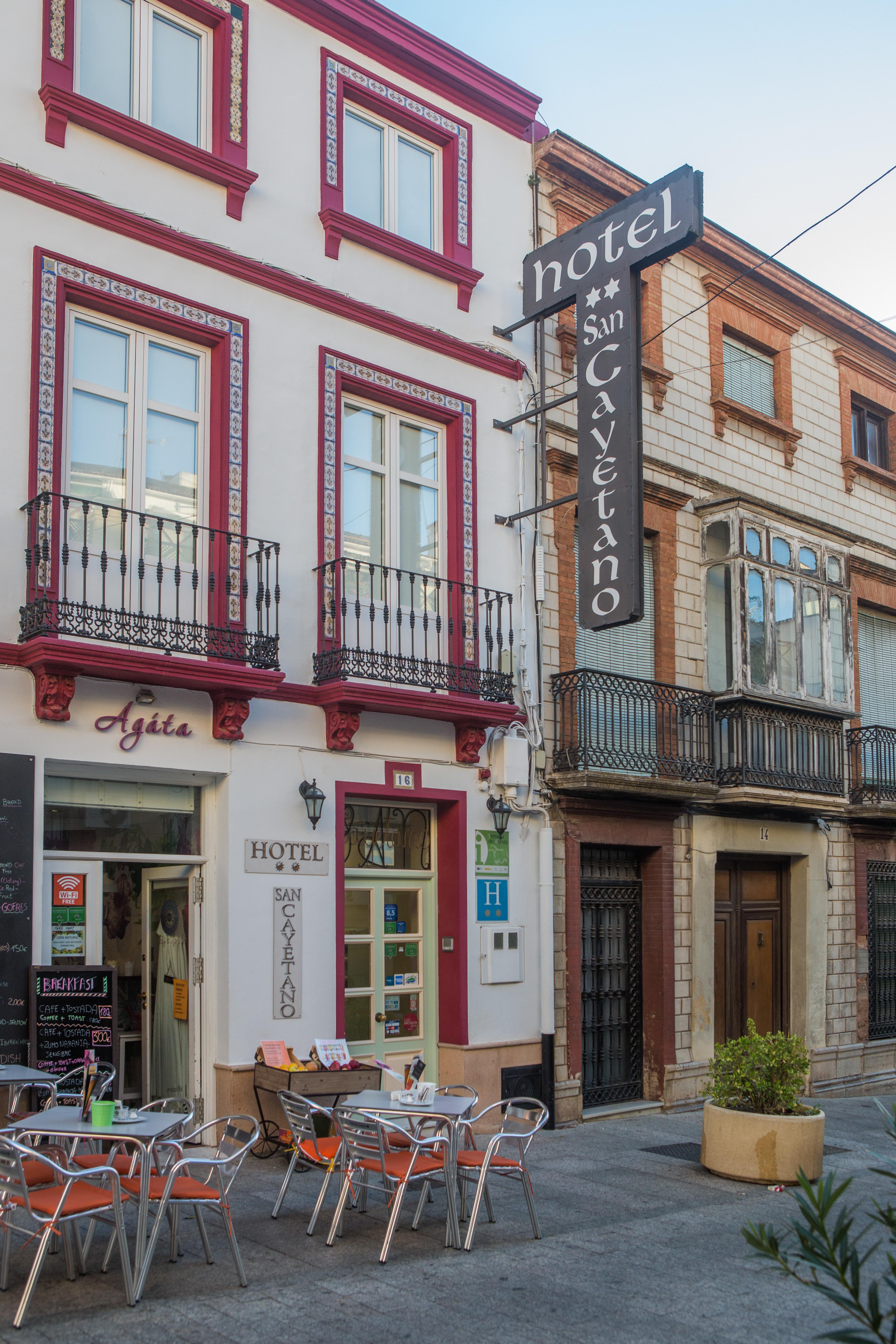 Hostal San Cayetano Ronda Bagian luar foto